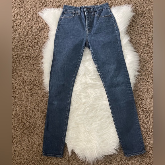 Madewell curvy high rise skinny jeans - Picture 3 of 5